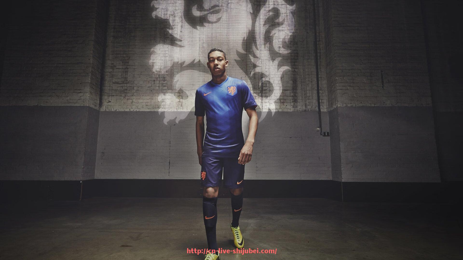 世俱杯直播-世俱杯球衣科技功能对运动表现影响的科学研究